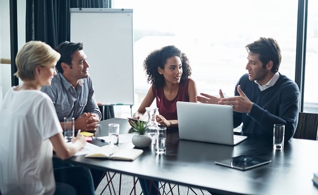 Manniskor-i-rum-mote