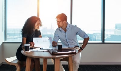 Moms på crowdfunding – detta gäller!