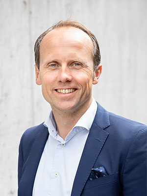 Henrik Petré