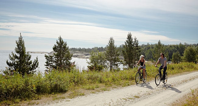 Cykla på grusväg
